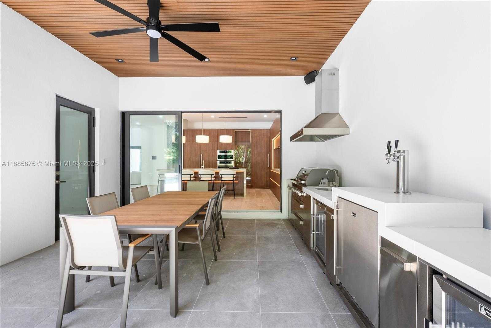 Small Image of 260 NORTH WEST 47TH ST, Miami Number 60