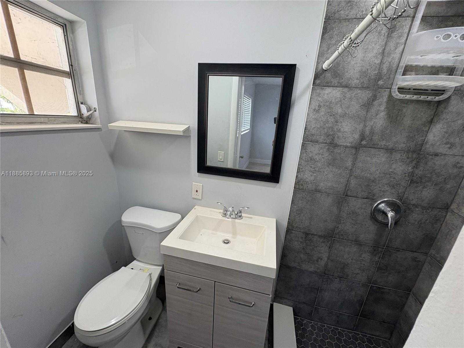 Small Image of 165 NORTH WEST 192ND ST, Miami Gardens Number 5