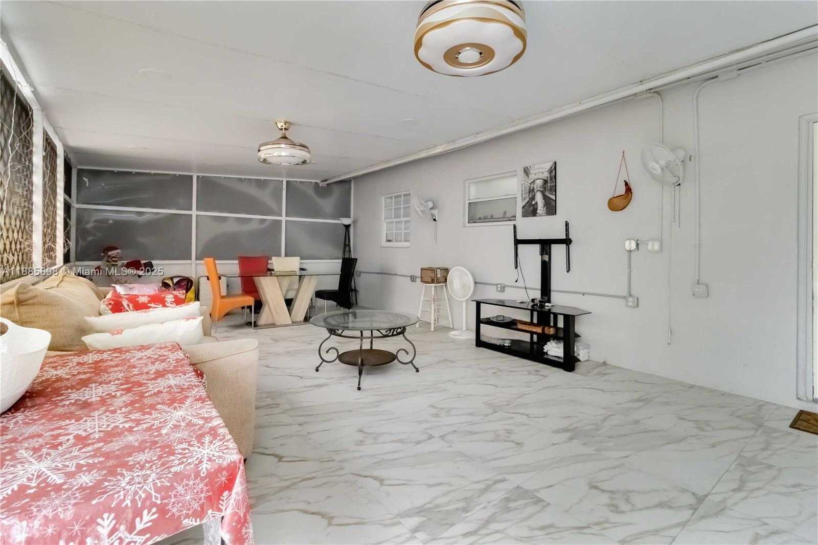 Small Image of 6515 SOUTH WEST 19TH ST, Miramar Number 22