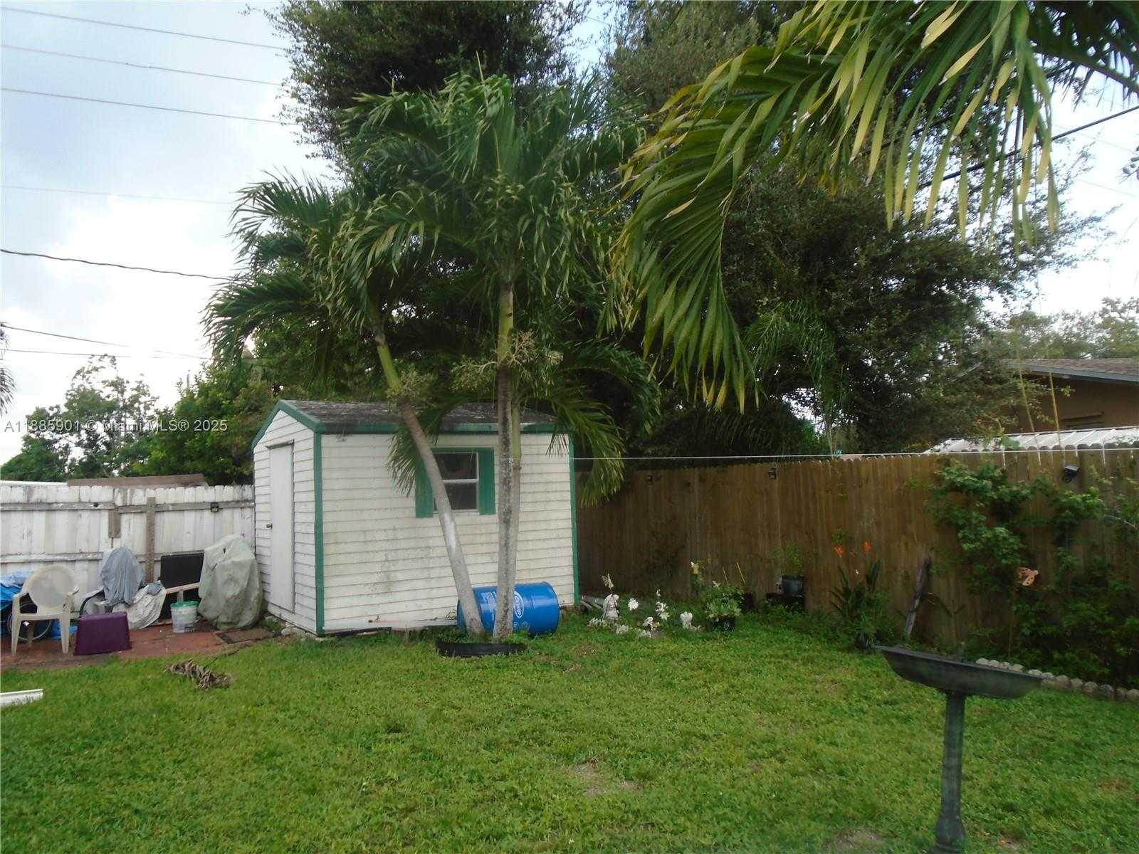 Small Image of 6791 HOPE ST, Hollywood Number 14