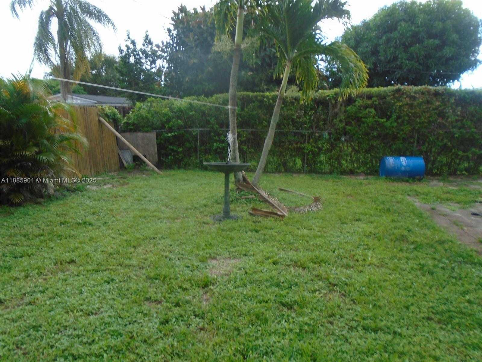 Small Image of 6791 HOPE ST, Hollywood Number 15