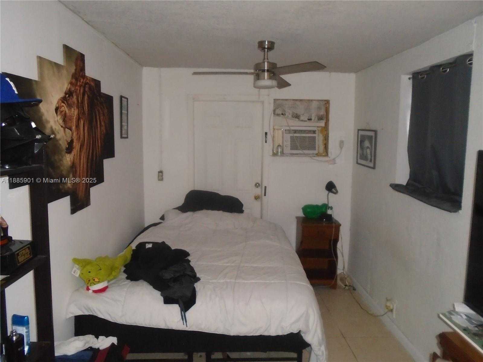 Small Image of 6791 HOPE ST, Hollywood Number 23