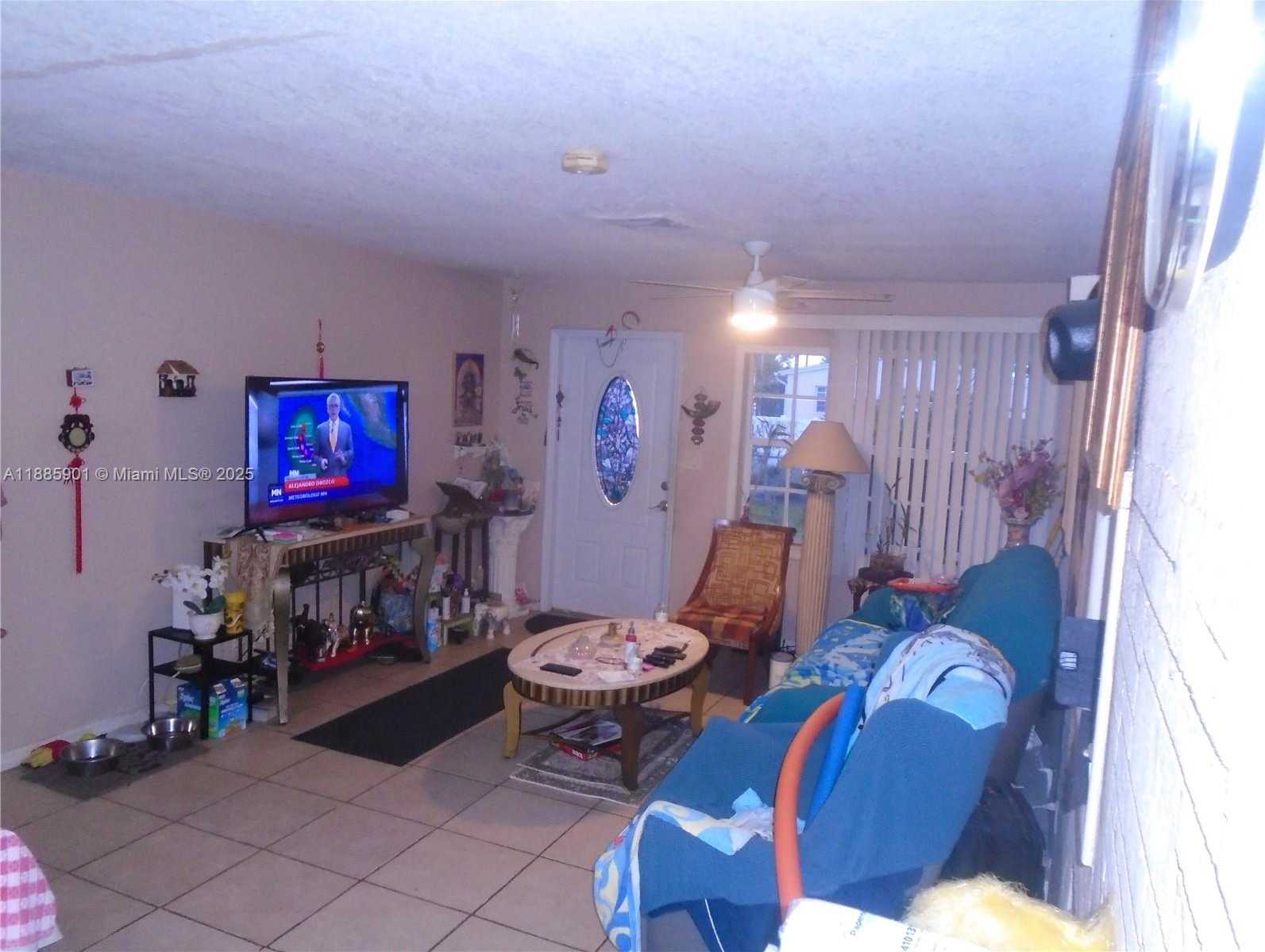 Small Image of 6791 HOPE ST, Hollywood Number 28