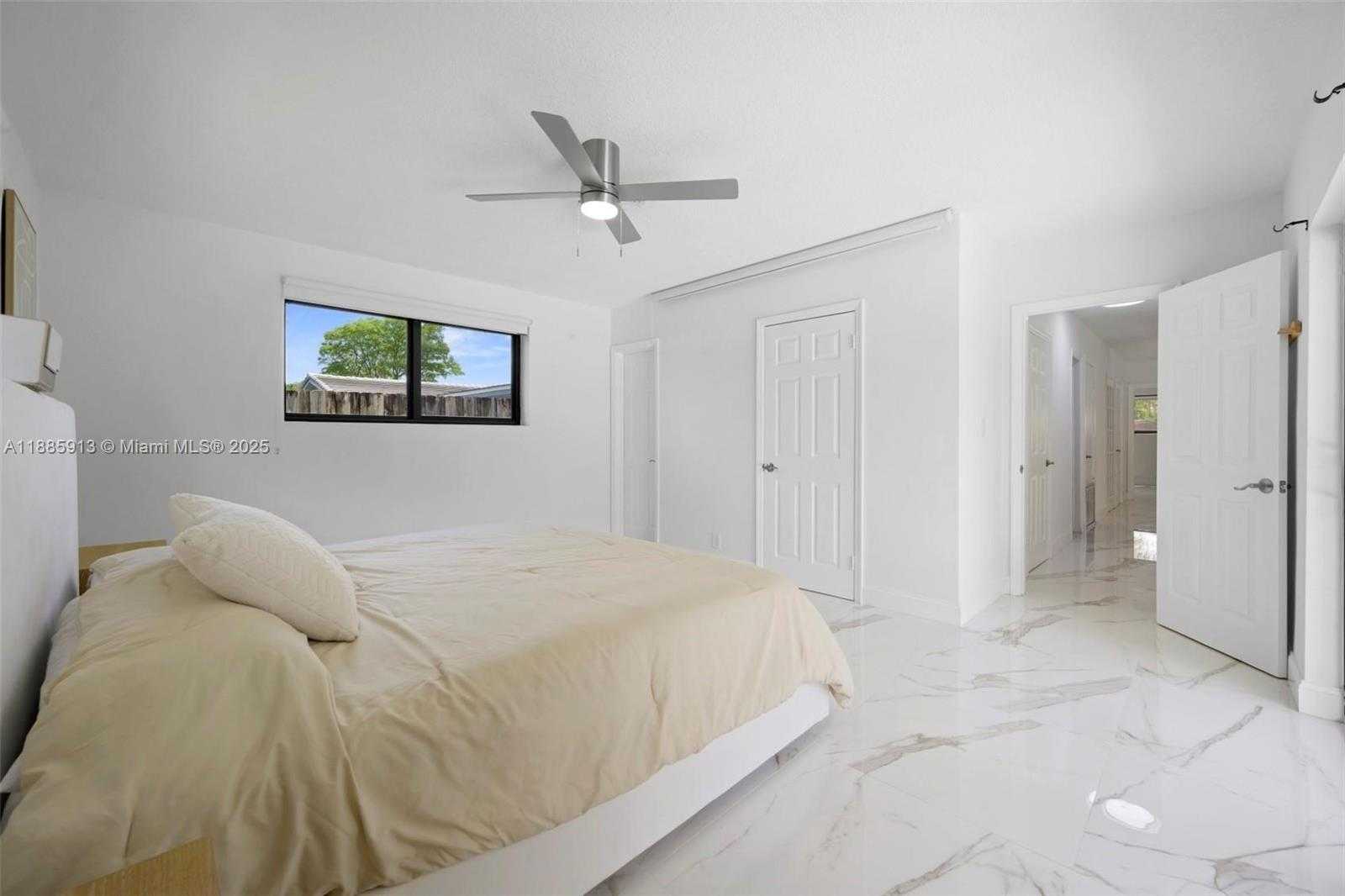 Small Image of 1951 NORTH EAST 187TH DR, North Miami Beach Number 15