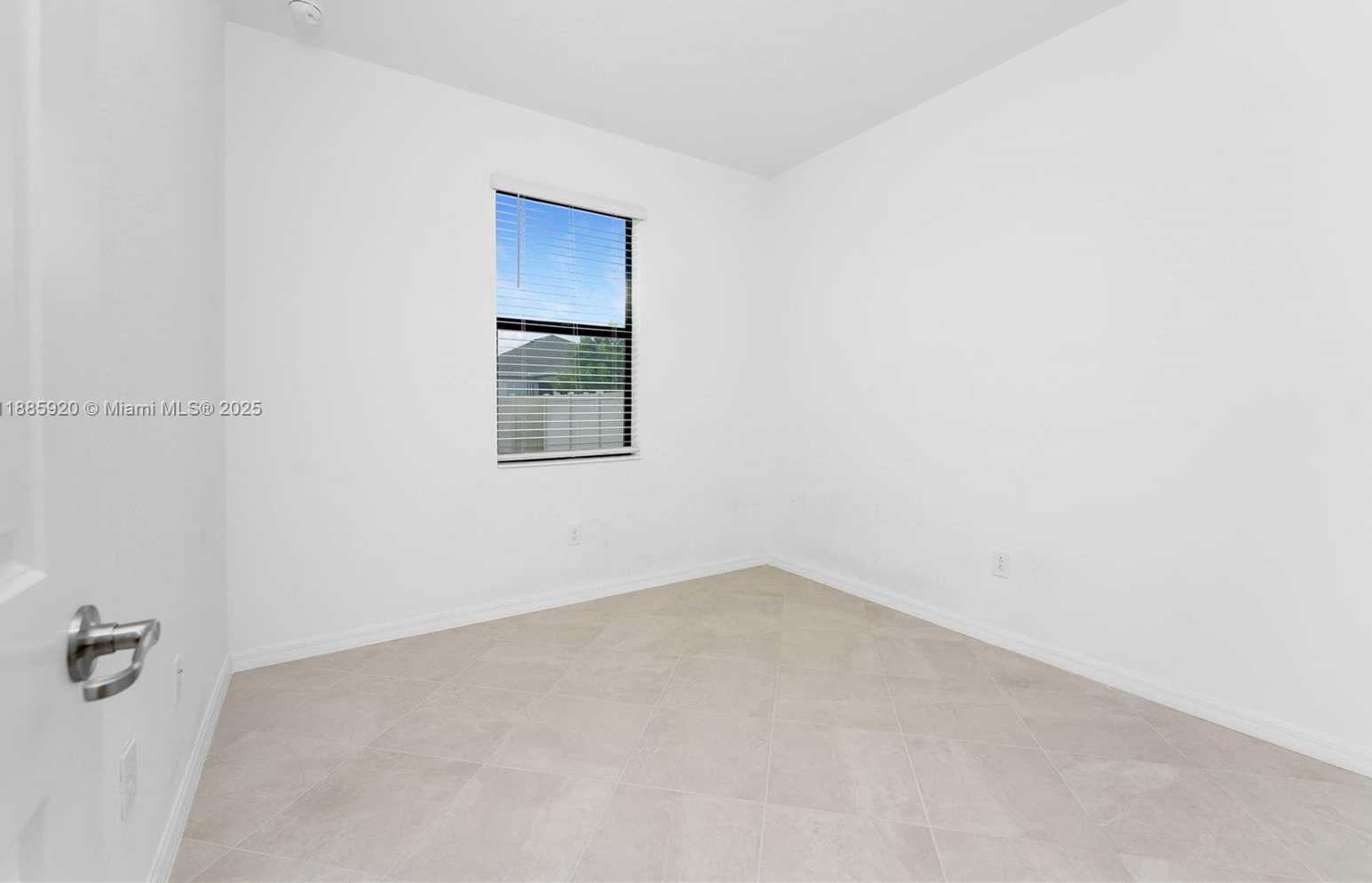 Small Image of 16851 CAYO KEY DR, Port Charlotte Number 13