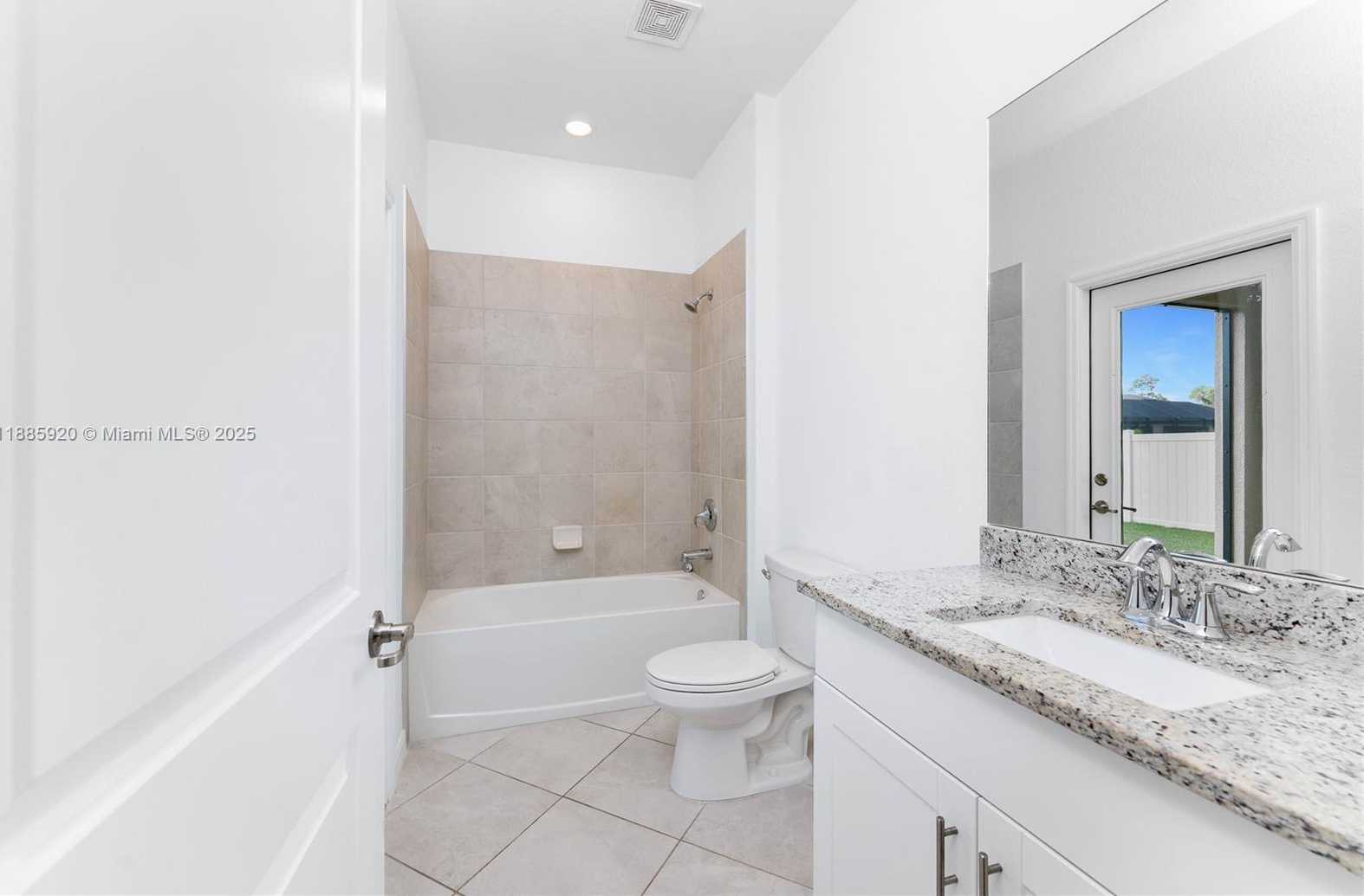 Small Image of 16851 CAYO KEY DR, Port Charlotte Number 14