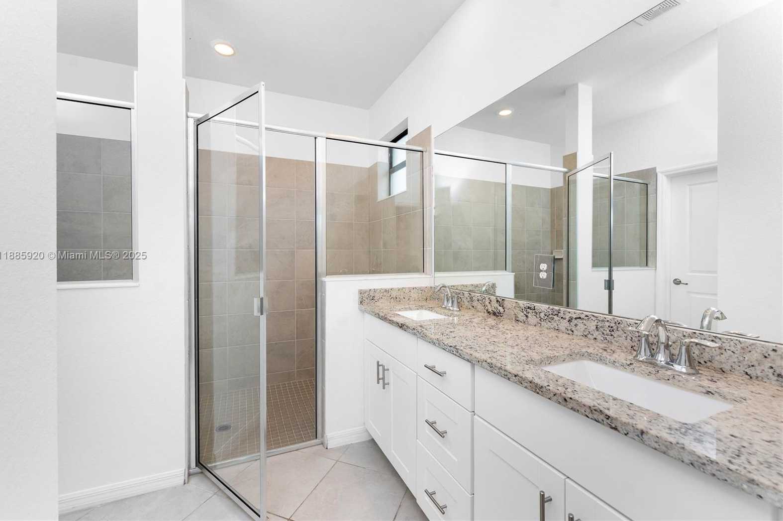Small Image of 16851 CAYO KEY DR, Port Charlotte Number 18