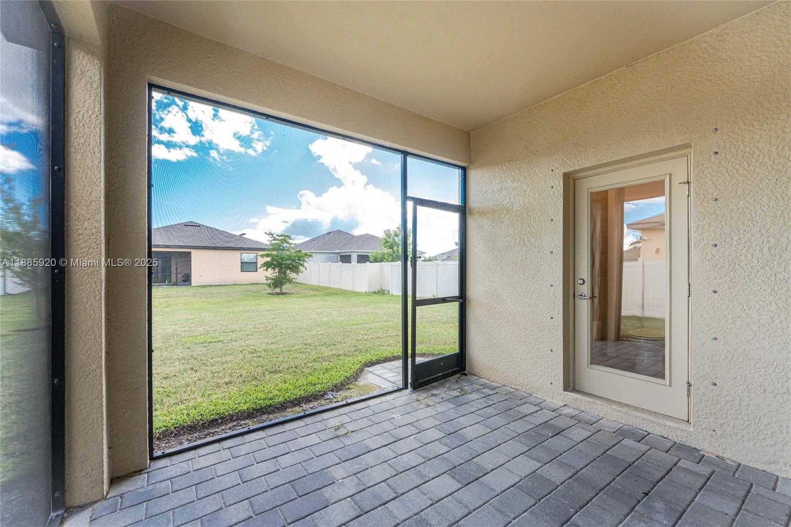 Small Image of 16851 CAYO KEY DR, Port Charlotte Number 22