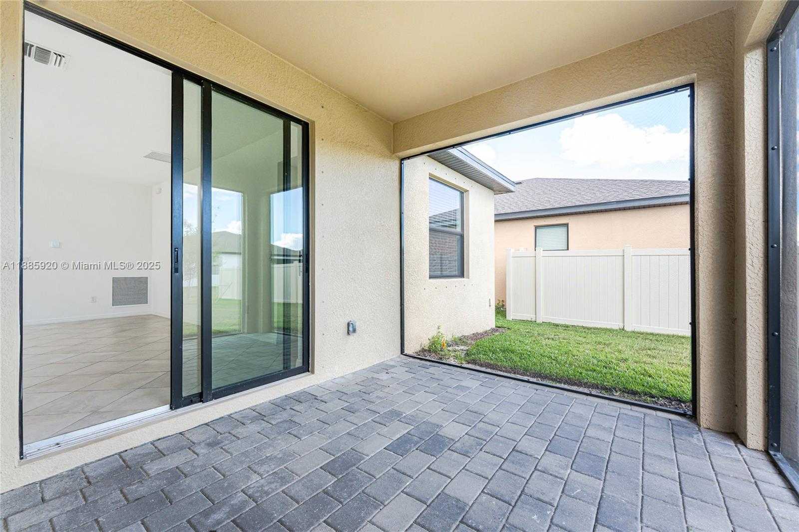 Small Image of 16851 CAYO KEY DR, Port Charlotte Number 23