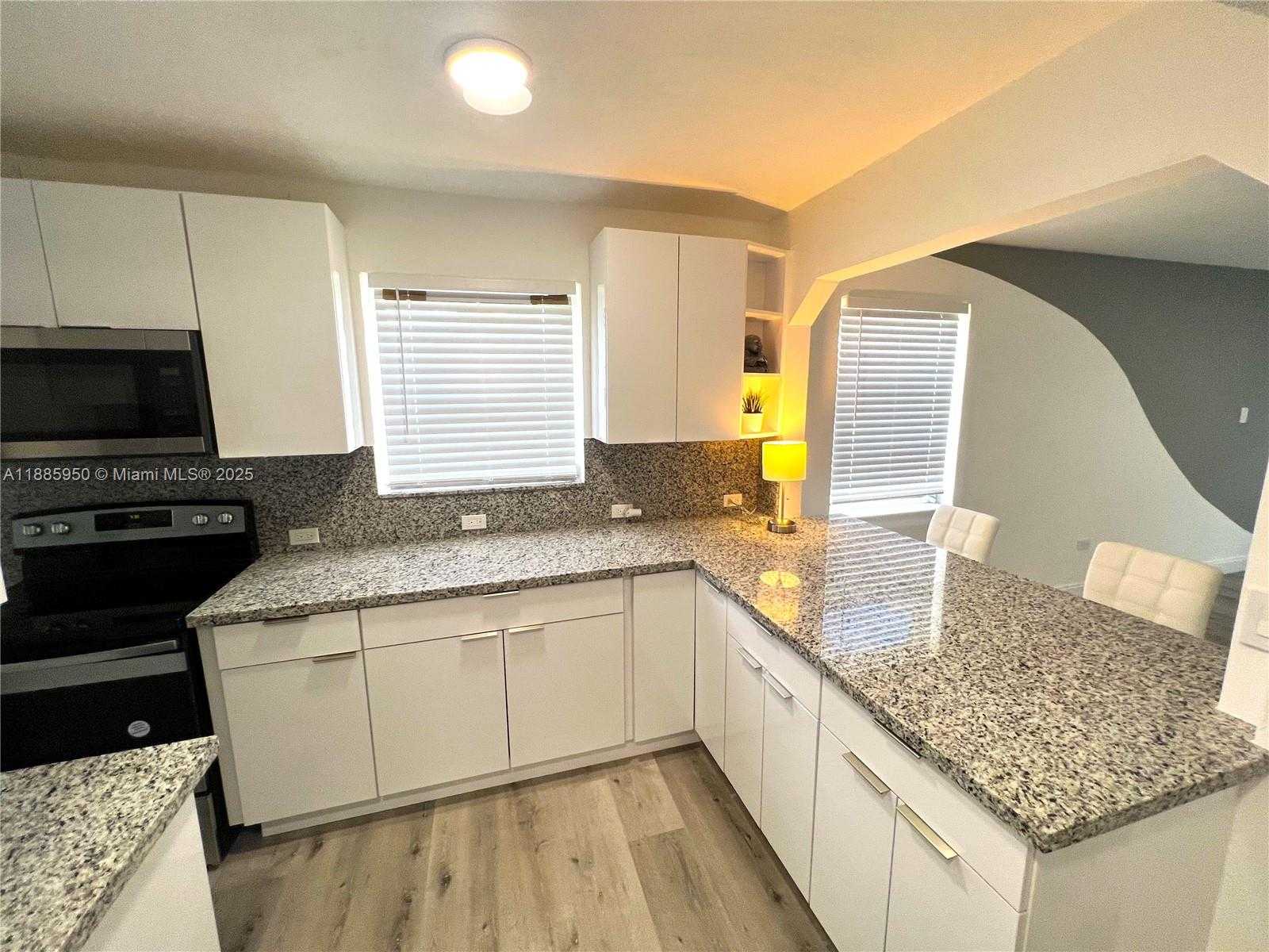 Small Image of 140 NORTH WEST 124TH ST, North Miami Number 5