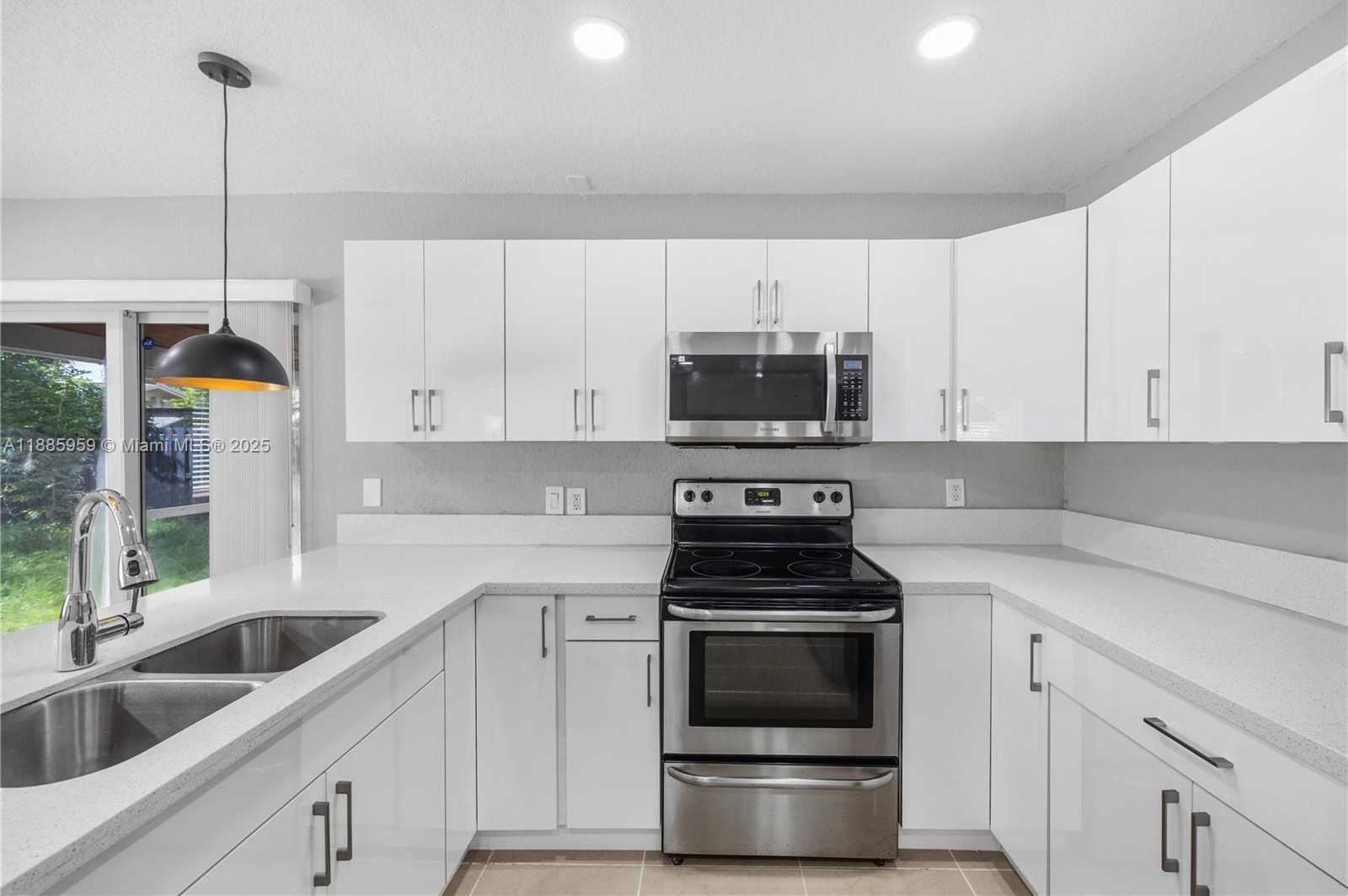 Small Image of 8250 NORTH WEST 46TH ST, Lauderhill Number 24