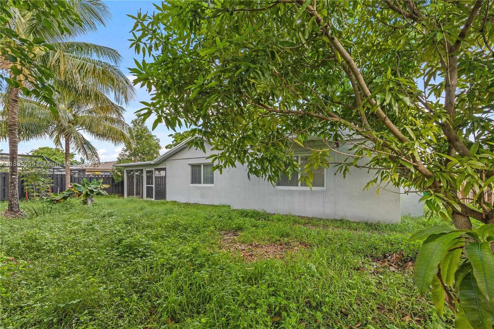 Small Image of 8250 NORTH WEST 46TH ST, Lauderhill Number 33