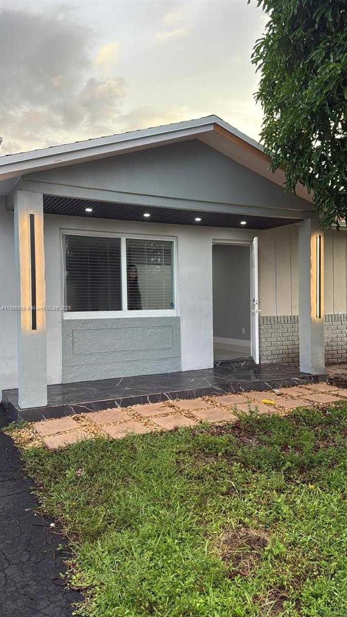 Small Image of 8250 NORTH WEST 46TH ST, Lauderhill Number 40