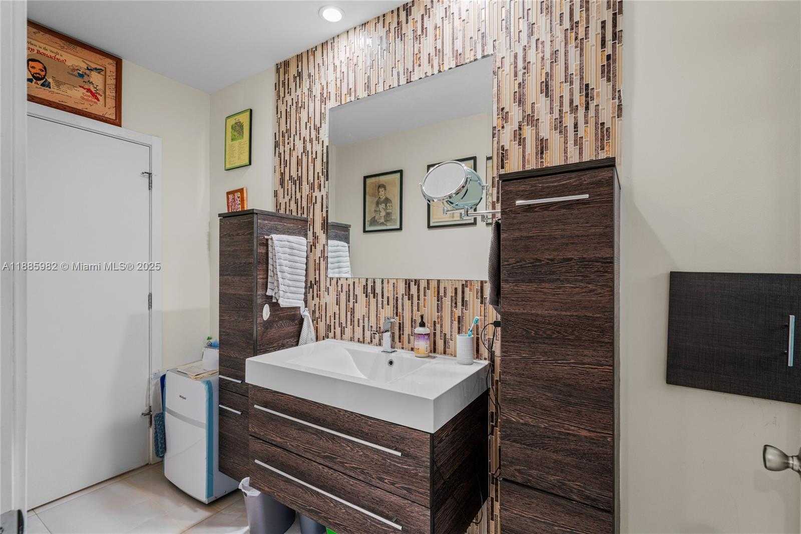 Small Image of 5430 WEST 14TH AVE, Hialeah Number 22