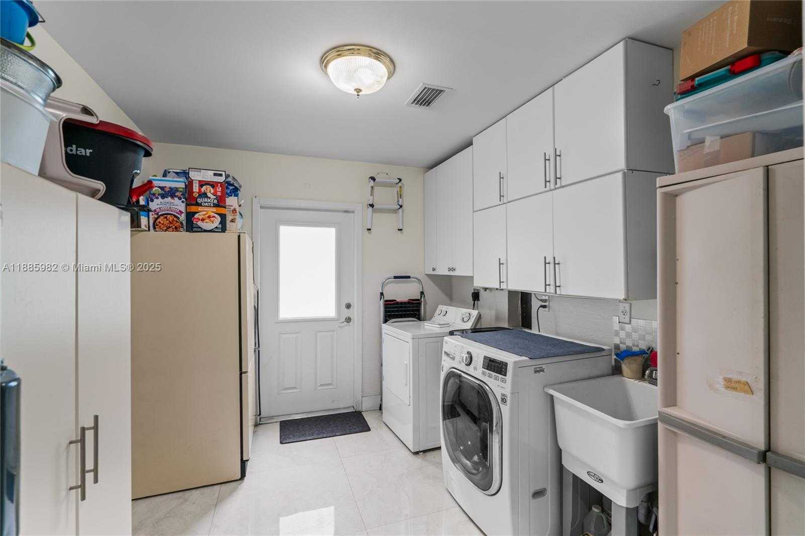 Small Image of 5430 WEST 14TH AVE, Hialeah Number 32