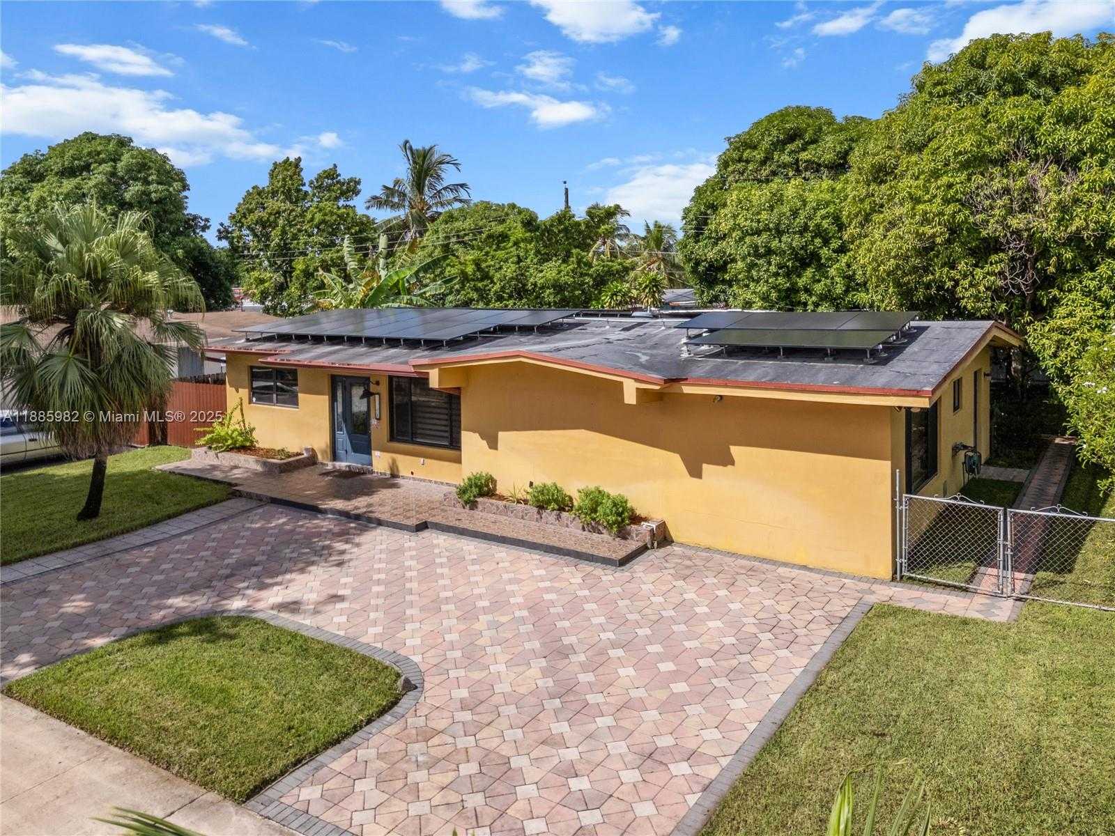 Small Image of 5430 WEST 14TH AVE, Hialeah Number 4
