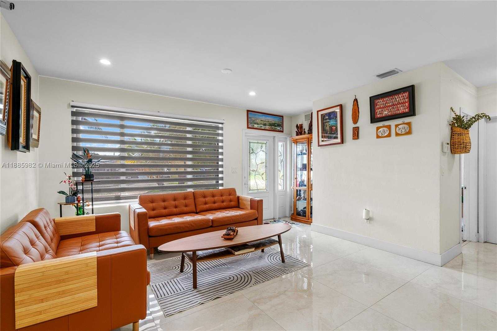 Small Image of 5430 WEST 14TH AVE, Hialeah Number 6