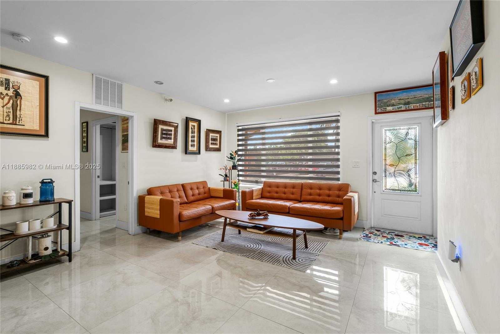 Small Image of 5430 WEST 14TH AVE, Hialeah Number 7