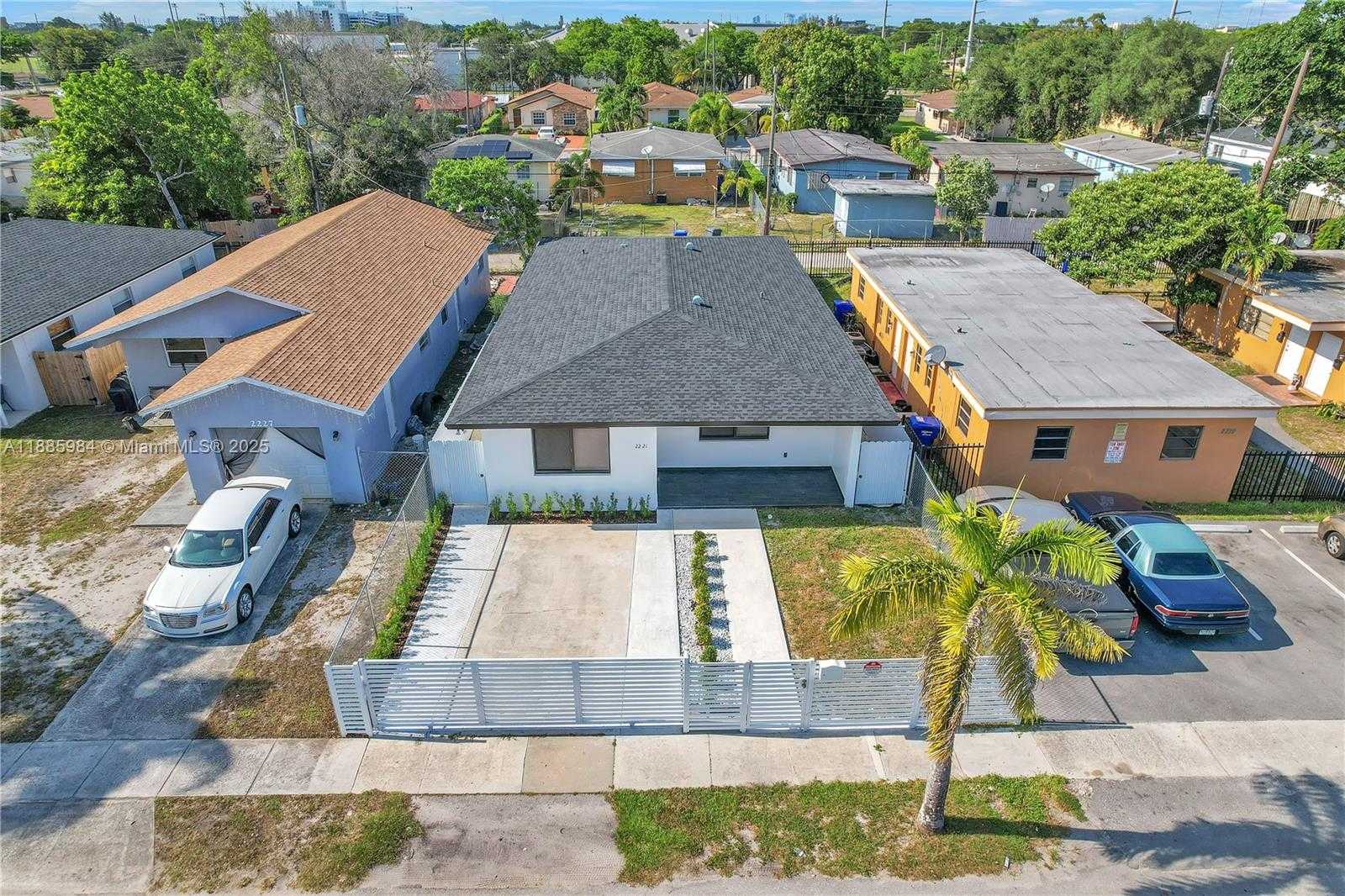 Small Image of 2221 CHARLESTON ST, Hollywood Number 29