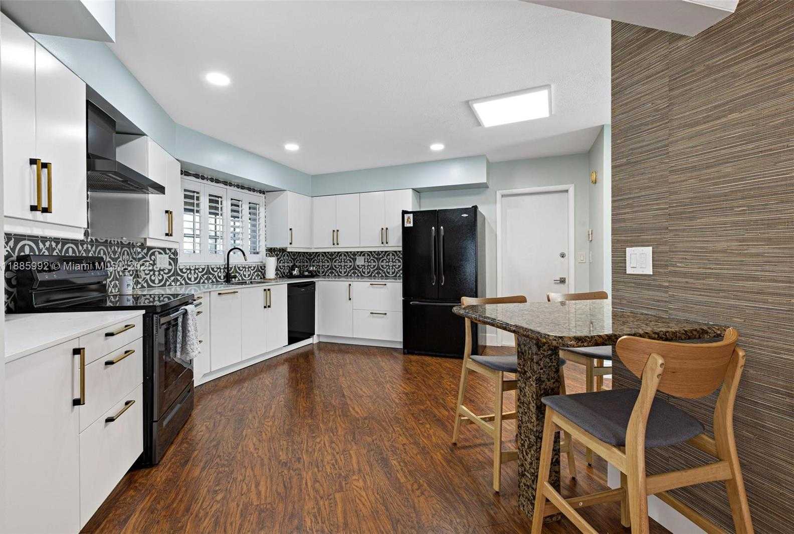 Small Image of 2719 SOUTH EAST 11TH ST, Pompano Beach Number 24