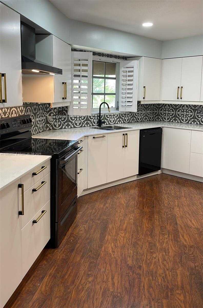 Small Image of 2719 SOUTH EAST 11TH ST, Pompano Beach Number 25