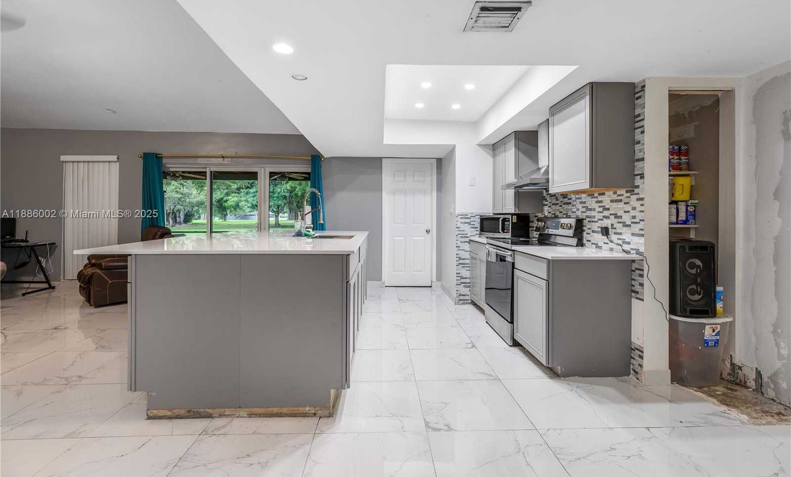 Small Image of 1467 MARTIN CT, Homestead Number 13