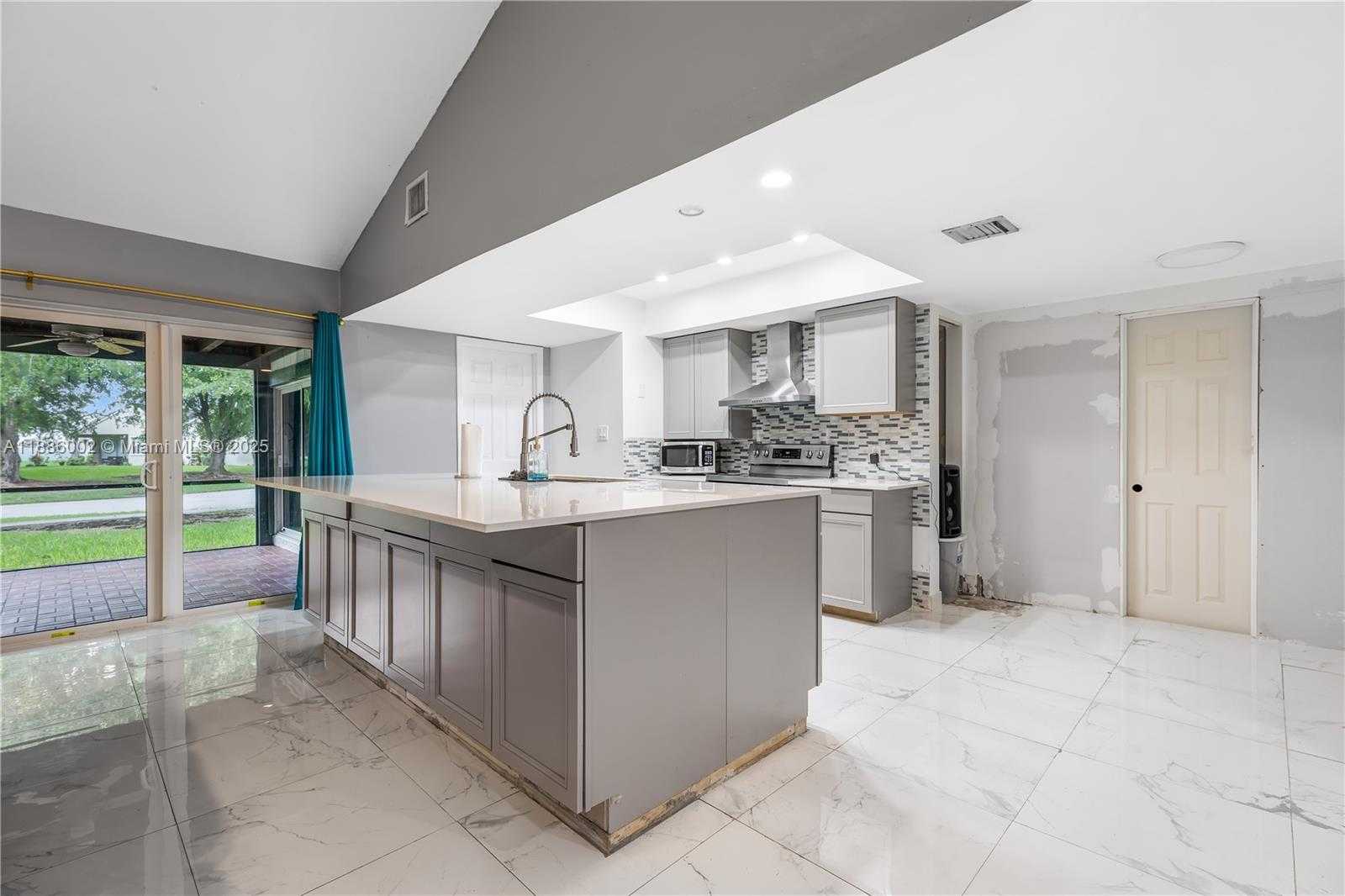 Small Image of 1467 MARTIN CT, Homestead Number 20