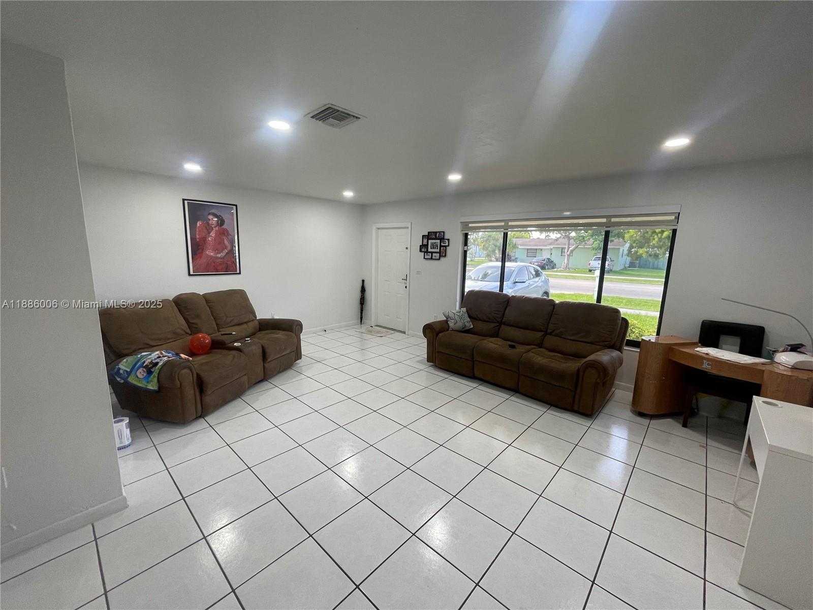 Small Image of 532 NORTH WEST 15TH ST, Homestead Number 10
