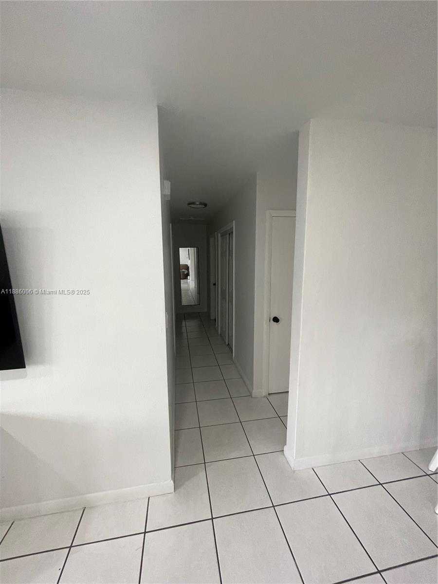 Small Image of 532 NORTH WEST 15TH ST, Homestead Number 11
