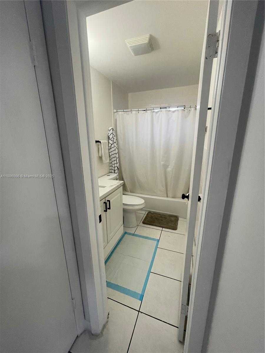 Small Image of 532 NORTH WEST 15TH ST, Homestead Number 12