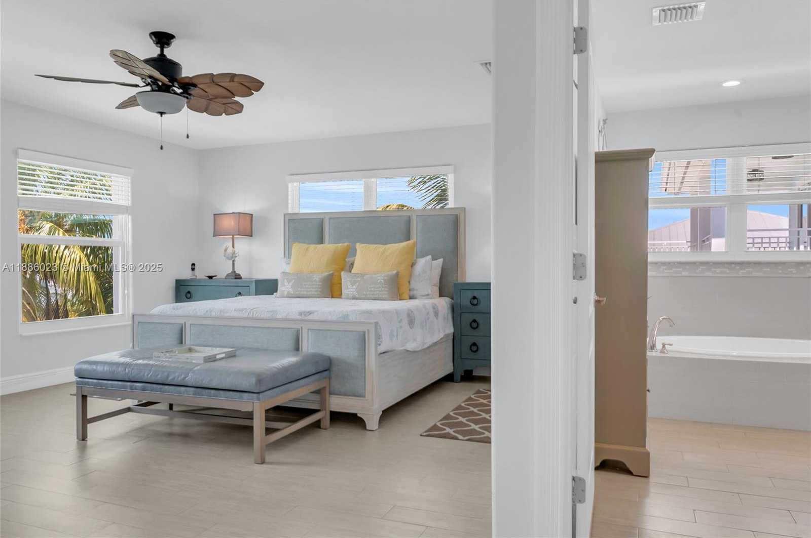 Small Image of 511 4TH ST, Key Colony Number 11