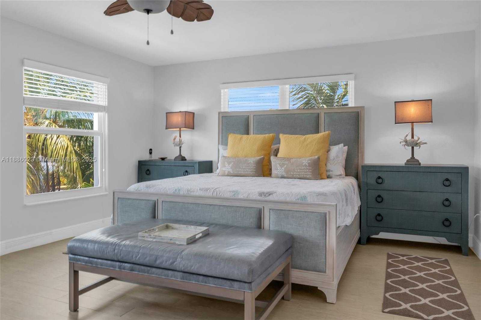 Small Image of 511 4TH ST, Key Colony Number 12