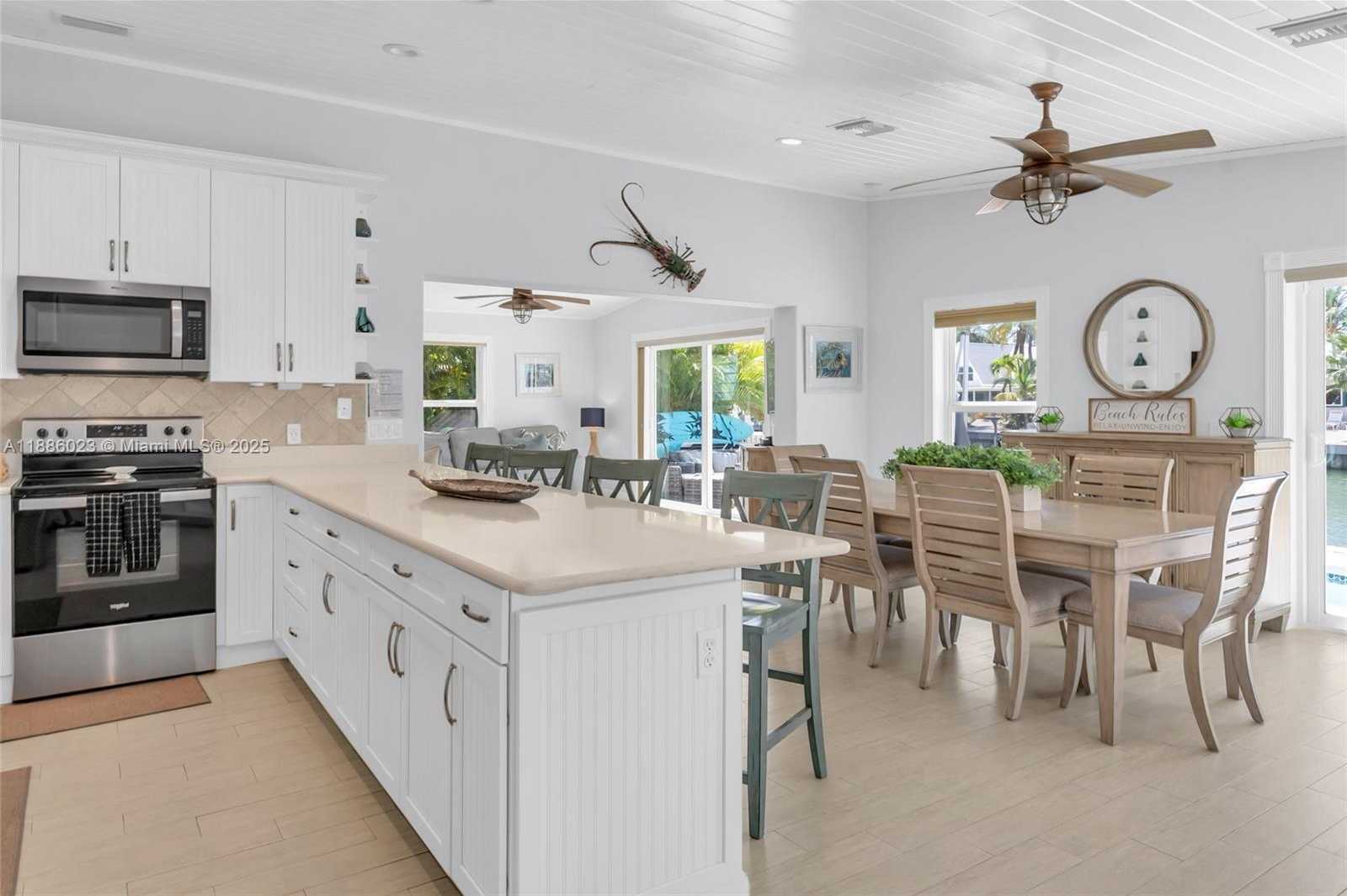 Small Image of 511 4TH ST, Key Colony Number 2