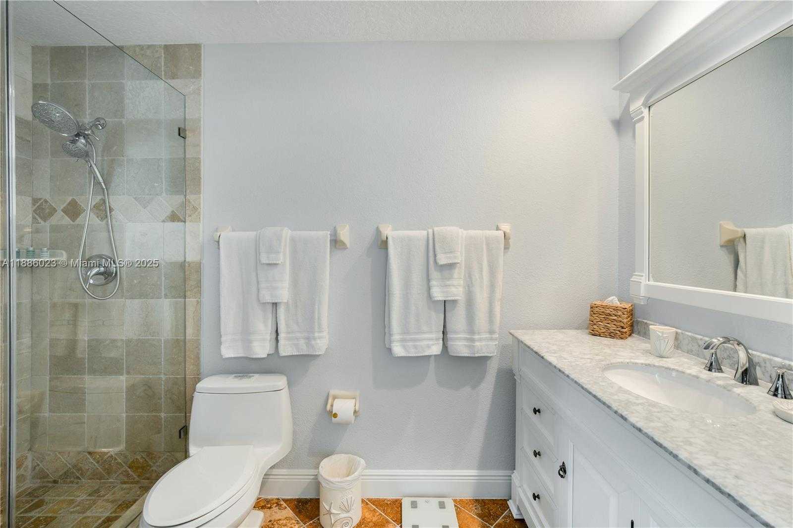 Small Image of 511 4TH ST, Key Colony Number 24