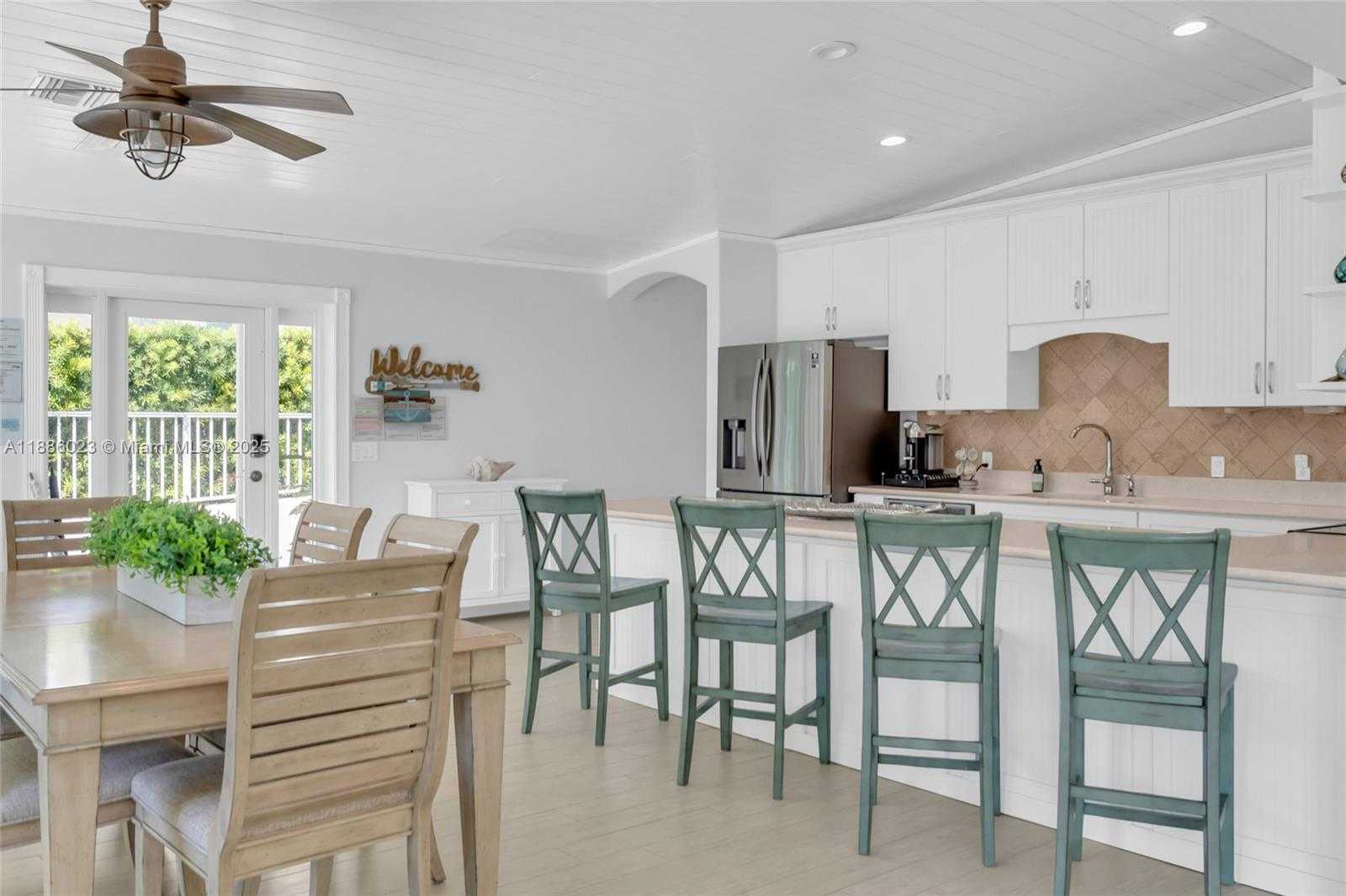 Small Image of 511 4TH ST, Key Colony Number 5