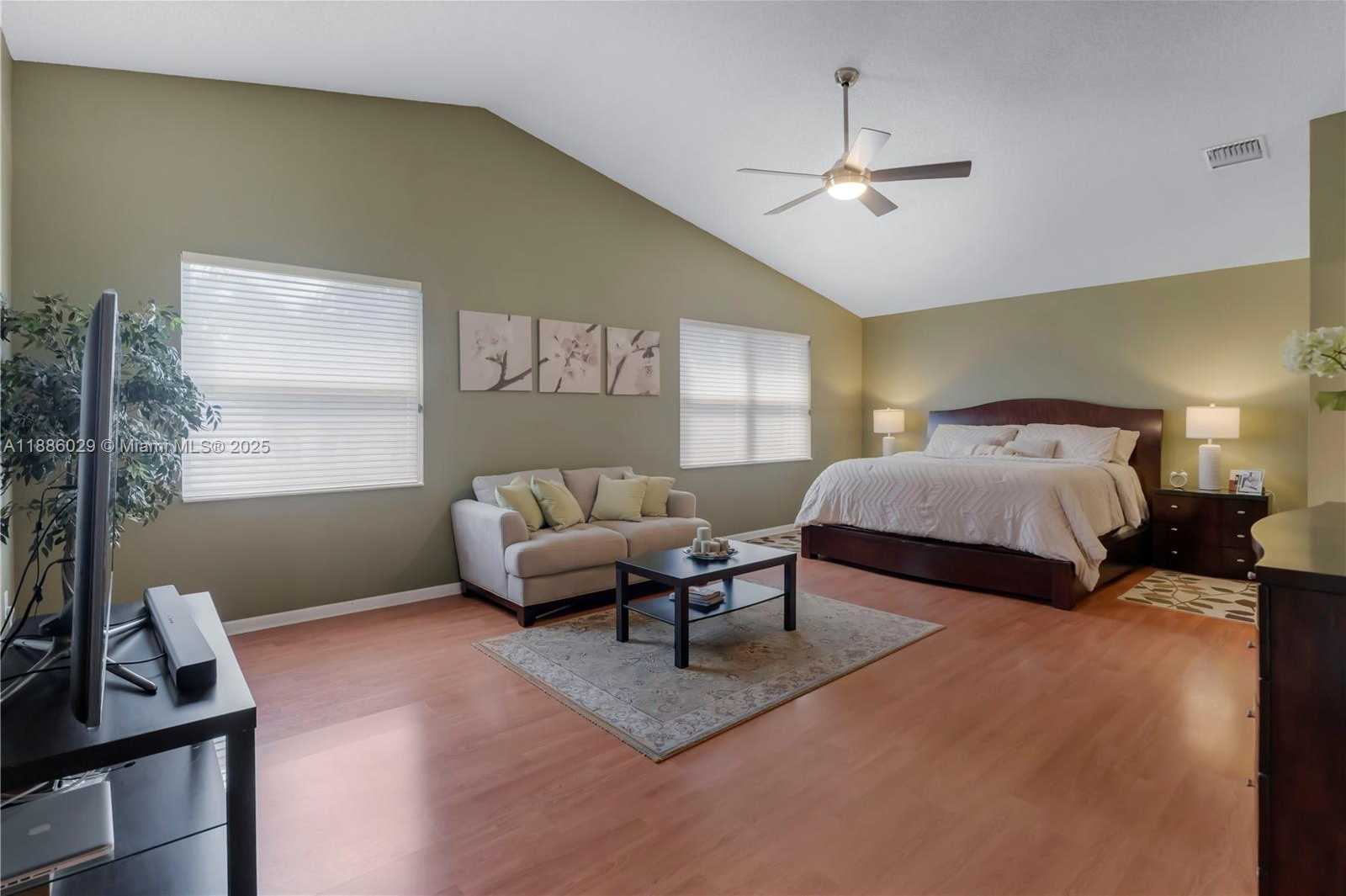 Small Image of 15620 NORTH WEST 12TH PL, Pembroke Pines Number 15