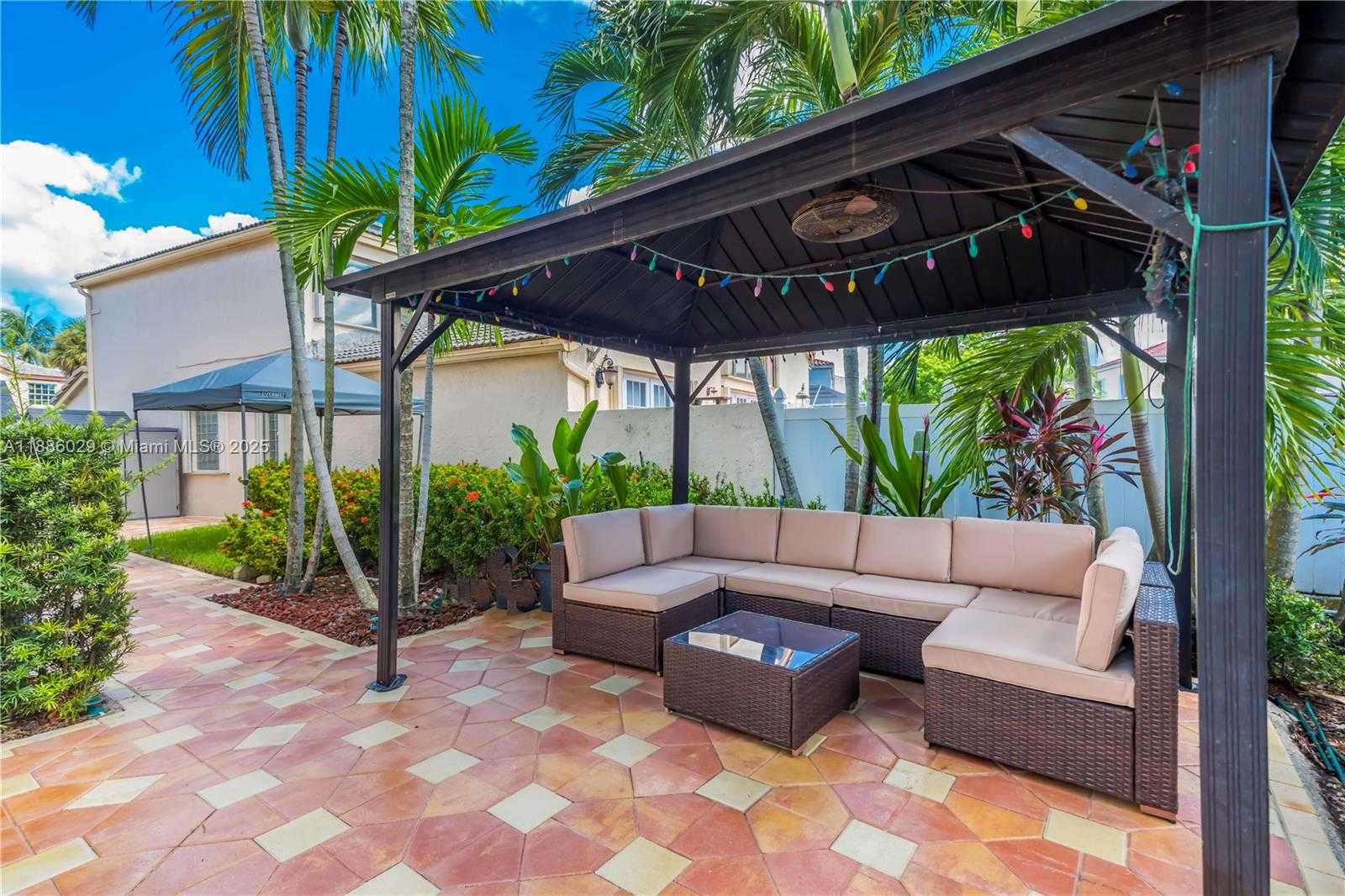 Small Image of 15620 NORTH WEST 12TH PL, Pembroke Pines Number 28