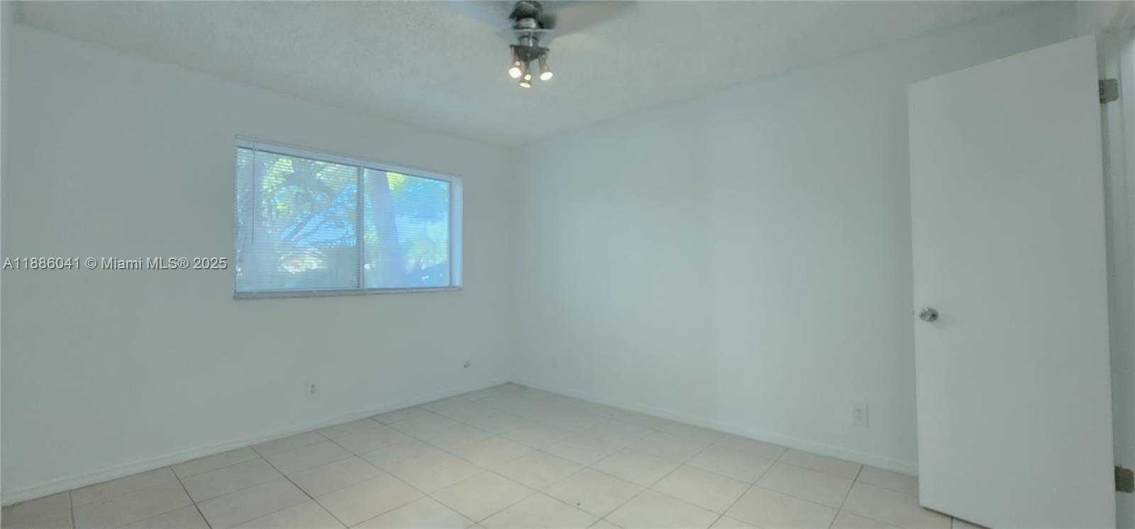 Small Image of 3380 NORTH PINEWALK DR N #1117, Margate Number 12