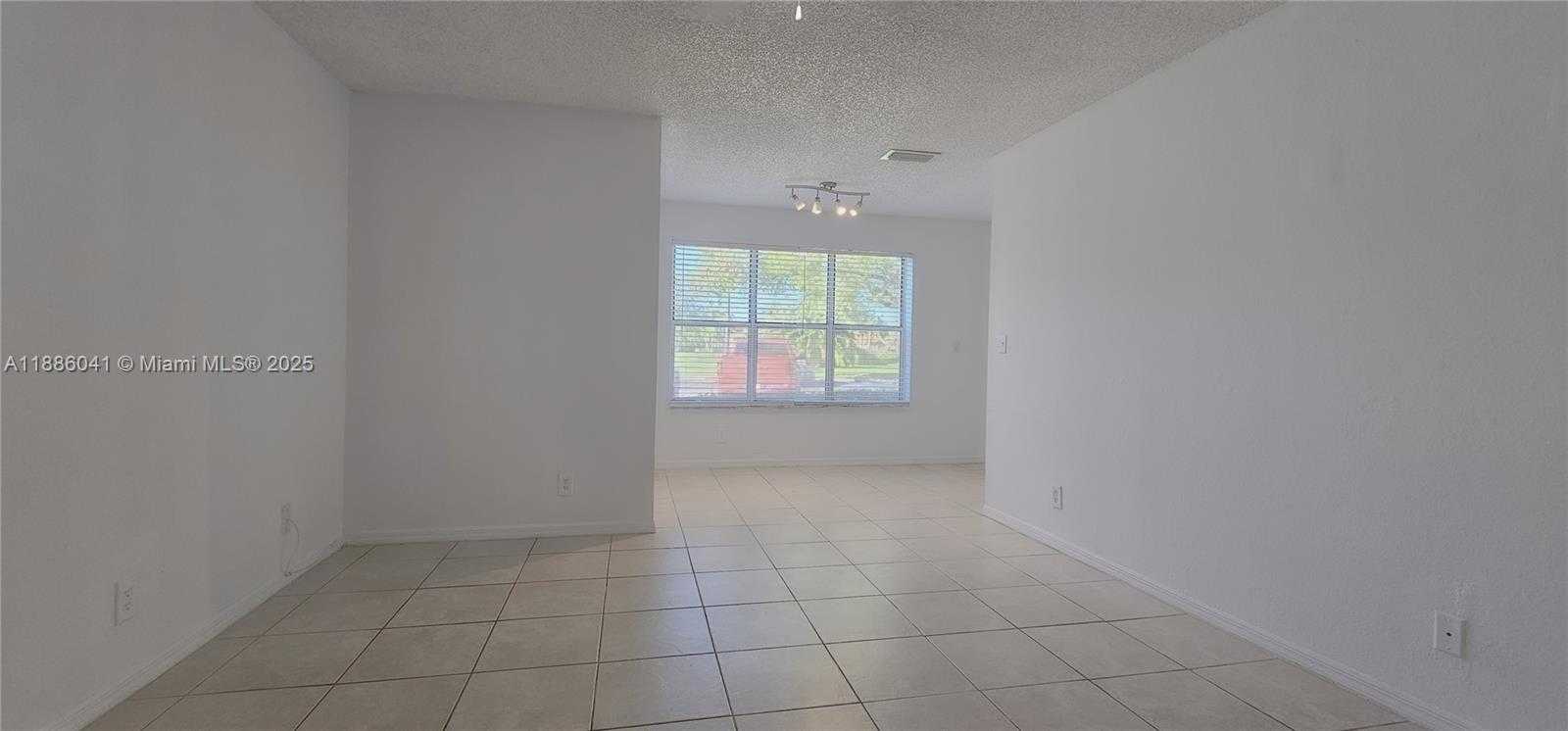 Small Image of 3380 NORTH PINEWALK DR N #1117, Margate Number 5