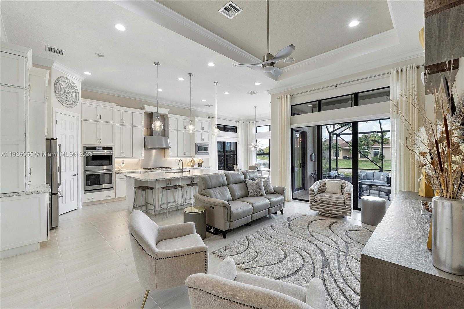 Small Image of 11943 SOUTH LEON CIR N, Parkland Number 11