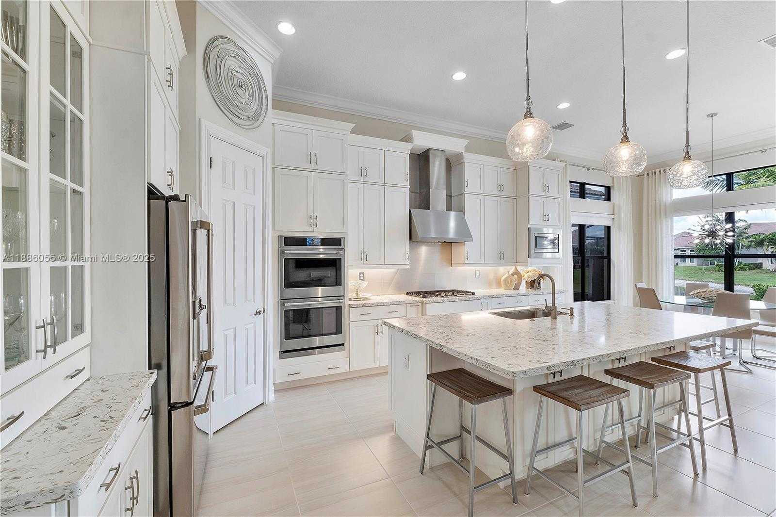 Small Image of 11943 SOUTH LEON CIR N, Parkland Number 15