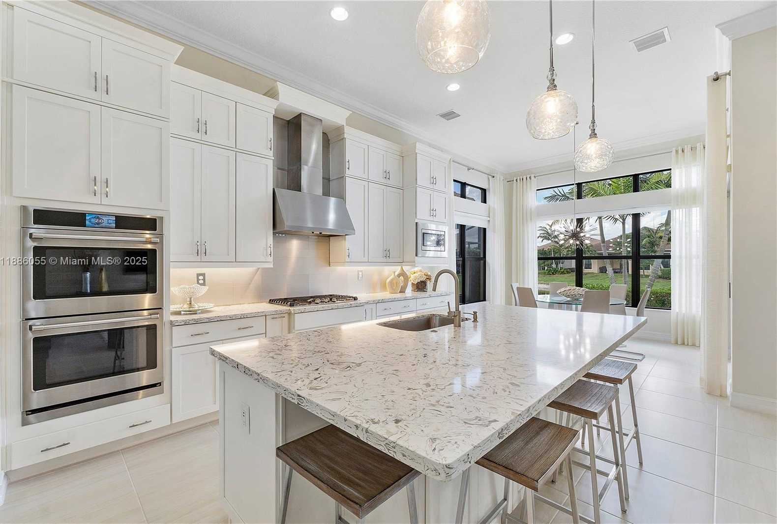 Small Image of 11943 SOUTH LEON CIR N, Parkland Number 16