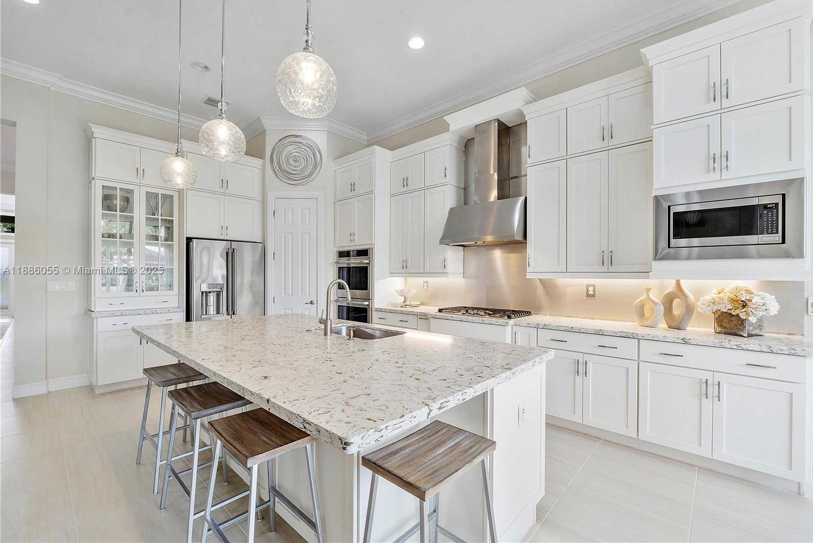 Small Image of 11943 SOUTH LEON CIR N, Parkland Number 19
