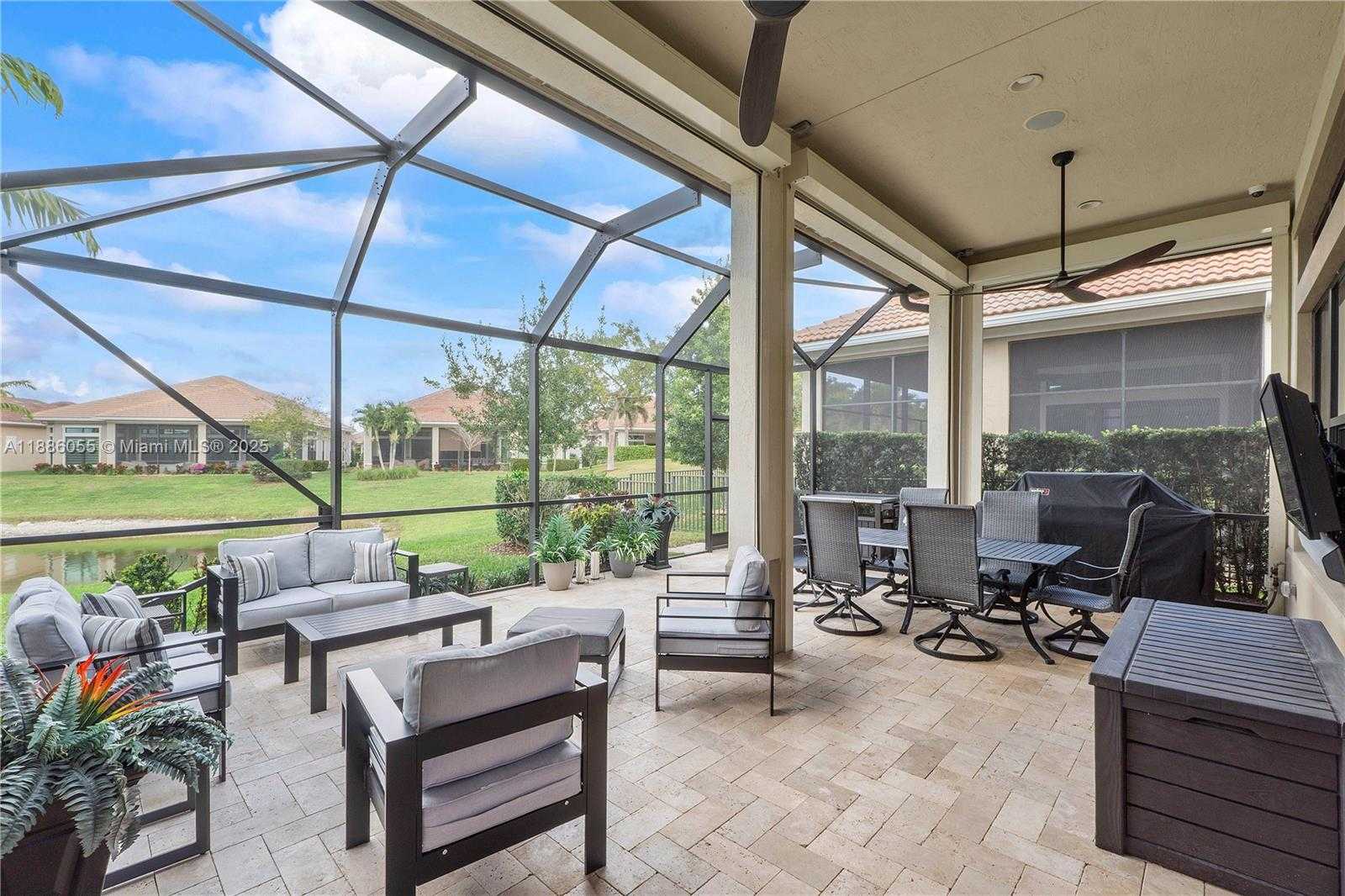 Small Image of 11943 SOUTH LEON CIR N, Parkland Number 38