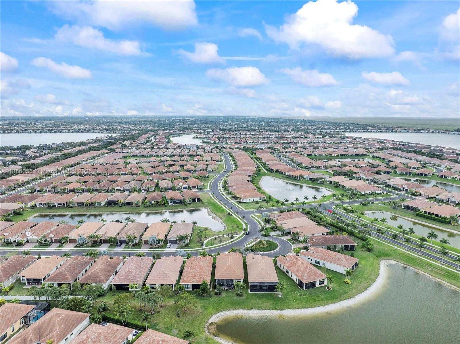 Small Image of 11943 SOUTH LEON CIR N, Parkland Number 46