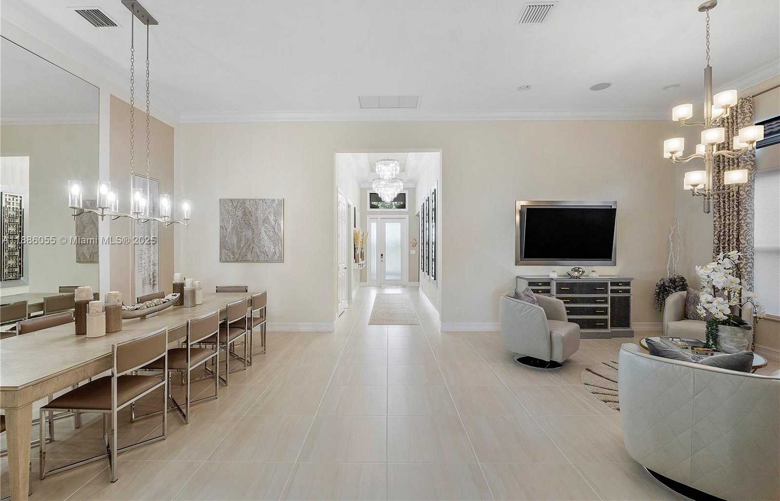 Small Image of 11943 SOUTH LEON CIR N, Parkland Number 8