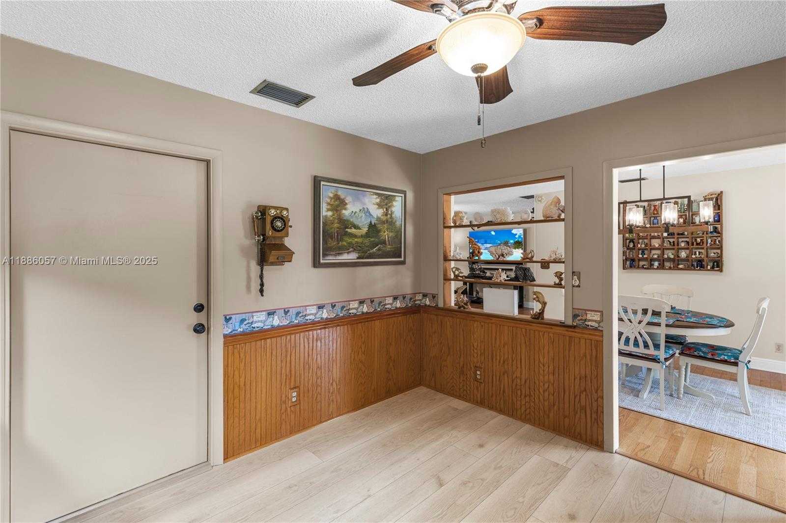 Small Image of 14300 SOUTH WEST 29TH CT, Davie Number 27