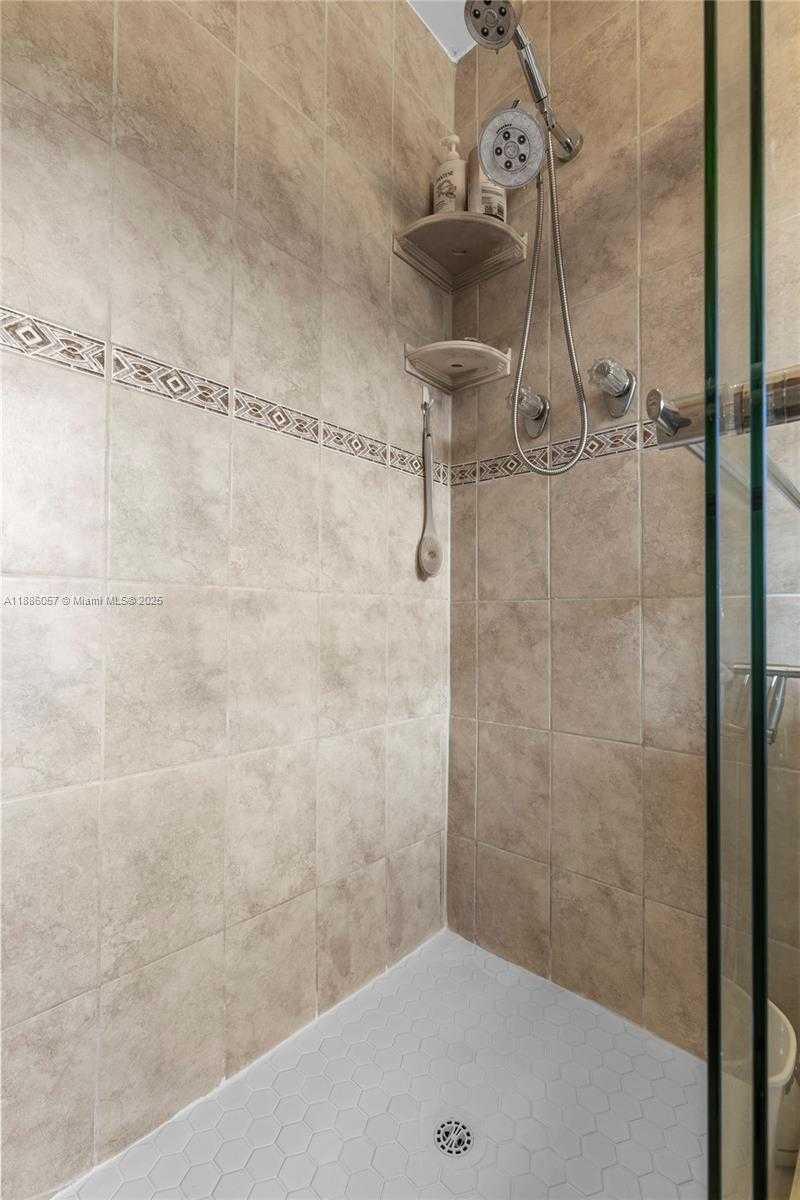 Small Image of 14300 SOUTH WEST 29TH CT, Davie Number 33