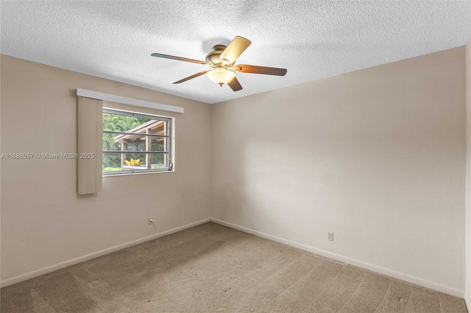 Small Image of 14300 SOUTH WEST 29TH CT, Davie Number 39