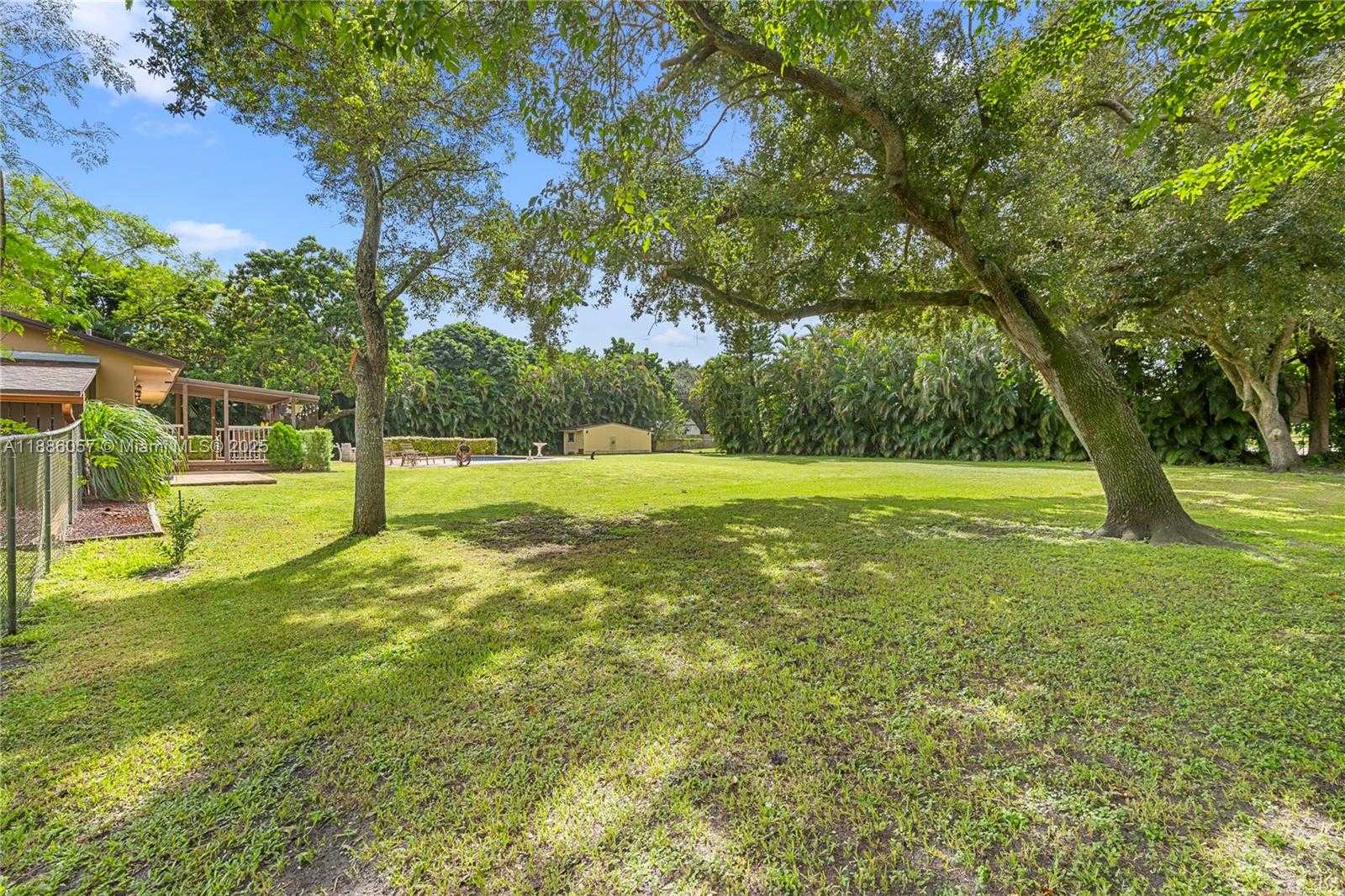 Small Image of 14300 SOUTH WEST 29TH CT, Davie Number 44